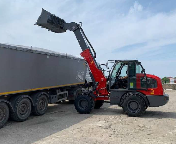 Ładowarka przegubowa Hornet HMA 825T