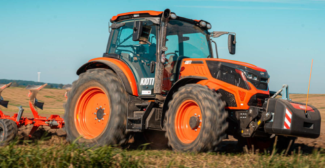 Ciągnik Kioti HX1403 ATC - zdjęcie 2