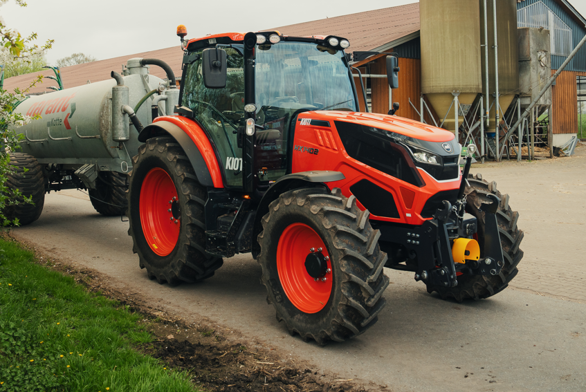 Ciągnik Kioti HX1303 ATC - zdjęcie 2