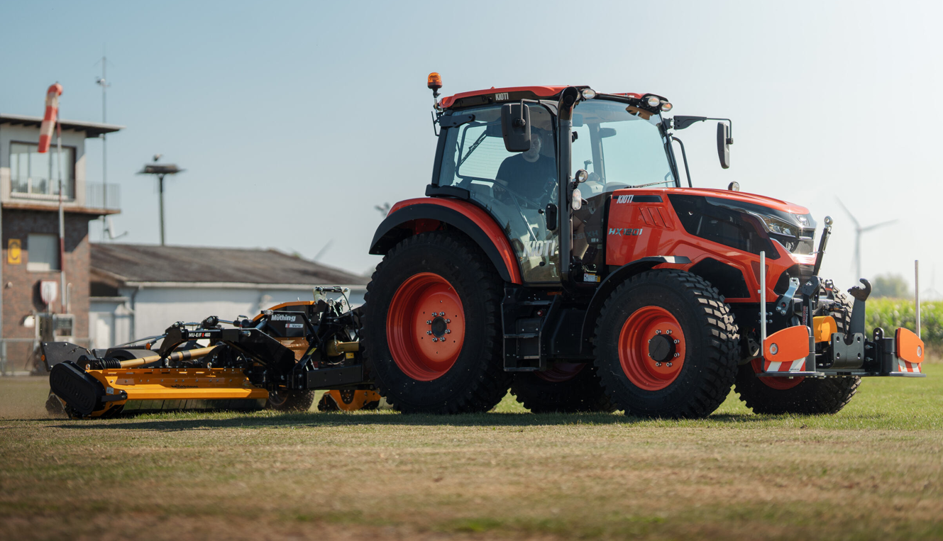 Ciągnik Kioti HX1201 ATC - zdjęcie 2