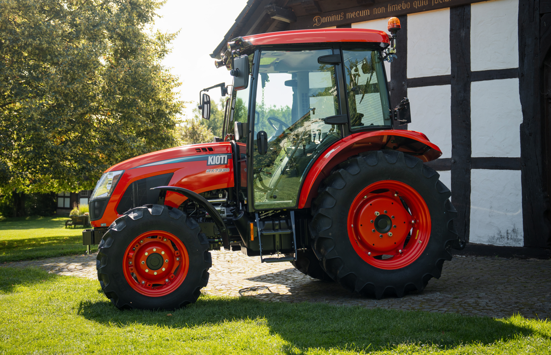 Ciągnik Kioti RX7330 PC PRO